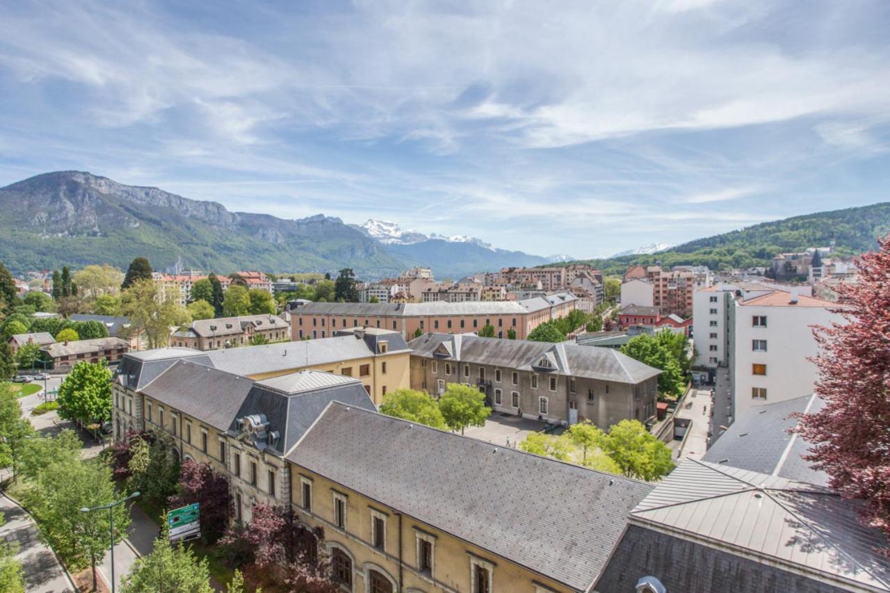 Modern 1Br With Terrace And A Breathtaking View In Annecy Appartement Buitenkant foto